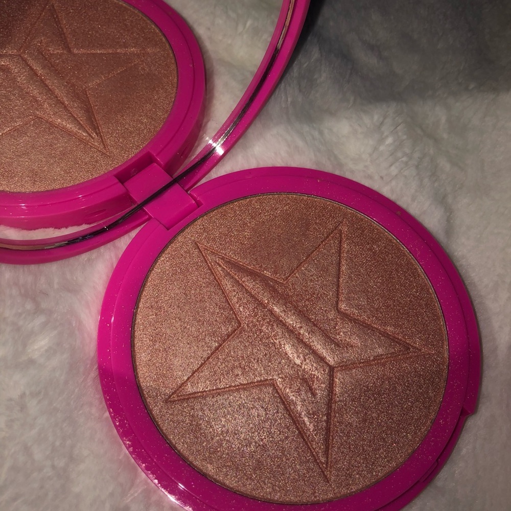 Jeffree star skin frost highlighter